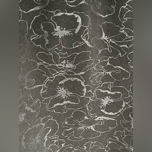 VGUC 2X Addition Elle’s Chillax Black Floral Raincoat - Picture 6 of 10